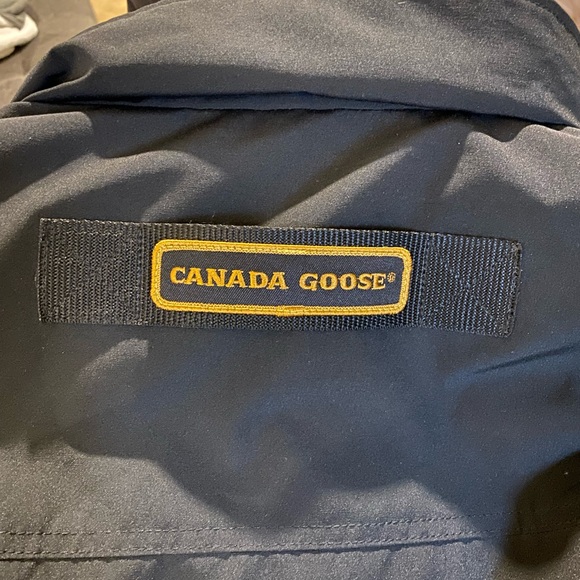 ***SOLD*** Canada Goose Burnett Parka, Mens XL - Picture 8 of 14